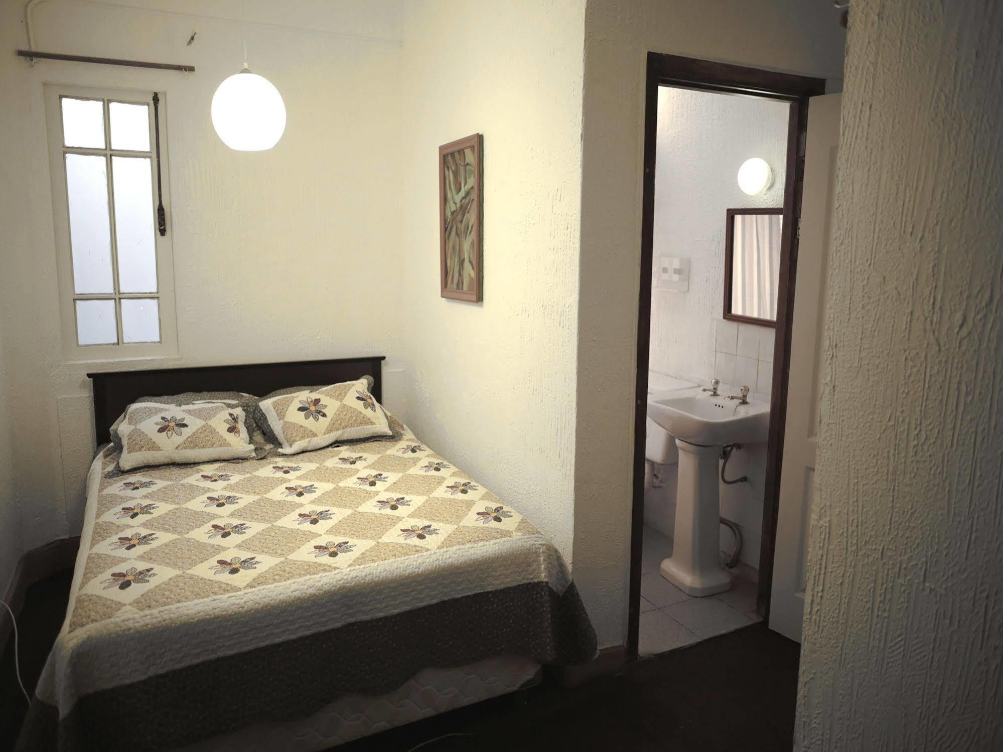 Hostal Bybsiglo Santiago Exterior photo