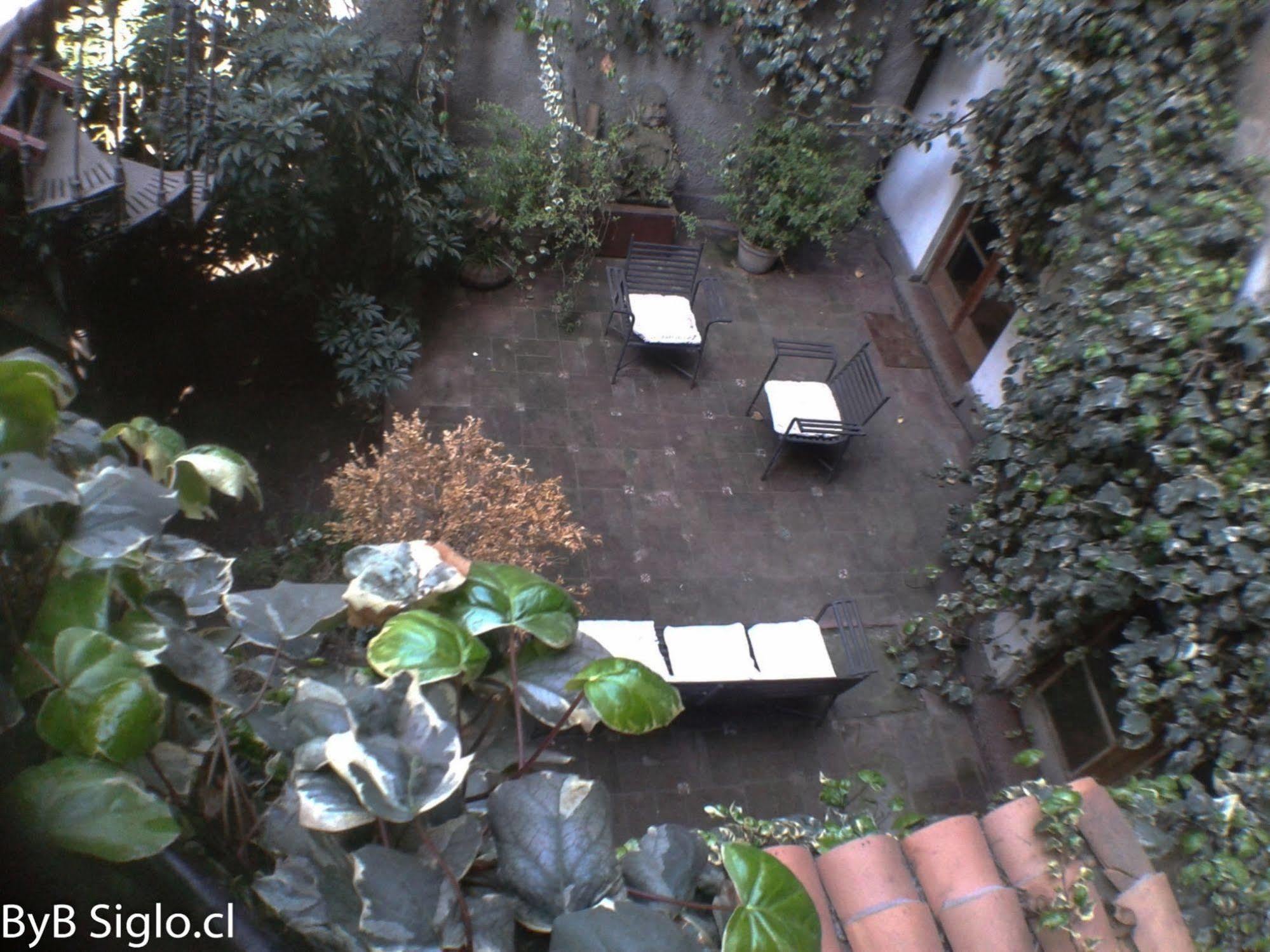 Hostal Bybsiglo Santiago Exterior photo